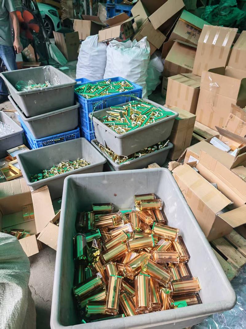 某日化企业不合格产品批量销毁处理